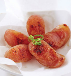 Grilled chinese sausages hong kong style