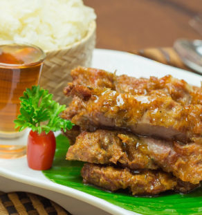 จี๊ผาทอดน้ำปลา + ข้าวเหนียว