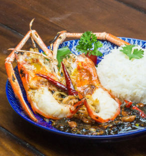 ข้าวกุ้งแม่น้ำลุยสวน