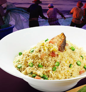 ข้าวผัดกุนเชียงอบคะน้าปลาเค็ม (สำหรับ3-4ท่าน)
